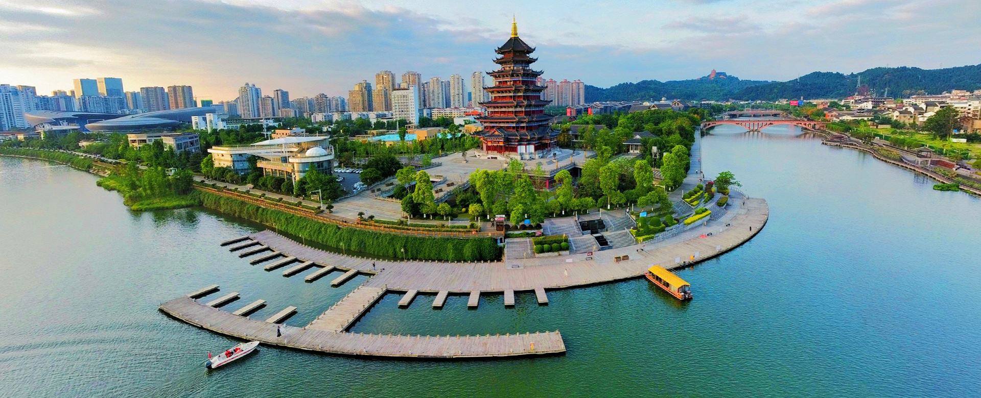 興企愛(ài)崗、志美行厲、建功立業(yè)